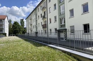 Wohnung kaufen in 97072 Sanderau, Kapitalanlage: 3-Zimmer-Wohnung mit Balkon und Garage!