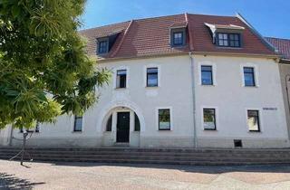 Wohnung mieten in Carl-Loewe-Straße, 06193 Löbejün, Löbejün / 2,5 Zimmer Wohnung im EG zu vermieten!