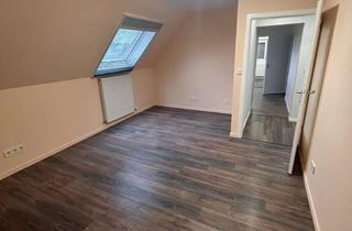 Wohnung mieten in Lauffener Str., 74360 Ilsfeld, Moderne 4-Zimmer-Dachgeschoss-Wohnung mit Einbauküche – Ihr neues Zuhause wartet!