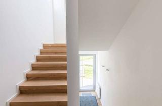 Wohnung mieten in 59889 Eslohe, Dachgeschosswohnung mit Einbauküche und Balkon in Eslohe Zentrum zu vermieten