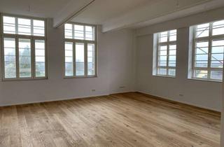 Lofts mieten in Emil-Pfeiffer-Weg 22, 42929 Wermelskirchen, Industrie Loft im Hochpattere mit Terrasse! Whg. 03