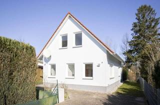 Haus kaufen in 18581 Putbus, Sofort wohlfühlen: 3-Zi.-EFH mit Garten in Putbus-Lauterbach