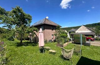 Mehrfamilienhaus kaufen in 63589 Linsengericht, Attraktives Zweifamilienhaus vollvermietet - 185m² Wohnfläche auf 689m² Grundstück
