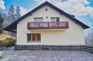 Anlageobjekt in 75337 Enzklösterle, MIETERFREI, 3 Fam.haus, Garagen, renoviert, ruhige Lage, Heizung neu 2018, PV + Speicher