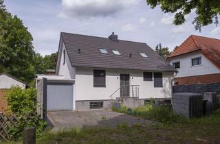 Einfamilienhaus kaufen in Bieselheider Weg 51, 13465 Frohnau, Familienidylle in Frohnau – Modernisiertes Einfamilienhaus mit Garten, Garage & 5 Zimmern