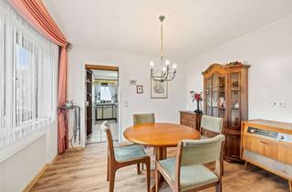 Haus kaufen in 79793 Wutöschingen, Außergewöhnlich und flexibel: großzügiges Haus mit der Möglichkeit des Wohnens auf einer Ebene