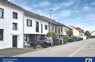 Reihenhaus kaufen in 63110 Rodgau, Neuwertiges Reihenhaus mit viel Platz und Keller - Sahnestück in Jügesheimer Feldrandlage mit S-Bahn