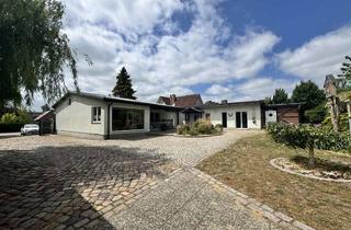 Haus kaufen in 19069 Seehof, Ihr persönliches Paradies - Bungalow mit Gästehaus auf großem Grundstück und exklusiver Küche