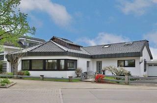Einfamilienhaus kaufen in 72649 Wolfschlugen, Wolfschlugen - Naturnahes Wohnen mit Stil, Platz und inspirierendem Ambiente
