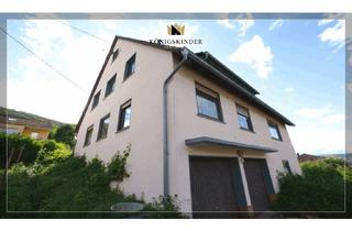 Haus kaufen in 55413 Trechtingshausen, Trechtingshausen - Sanierungsbedürftiges Zweifamilienhaus mit Rheinblick und gr. Grundstück, geben Sie ihm neuen Glanz