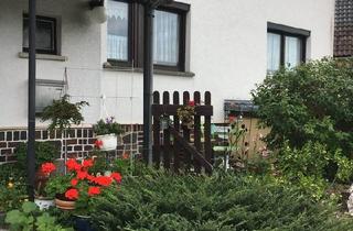 Haus kaufen in 96515 Sonneberg, Sonneberg - Sonneberg Haus mit Garten Waldrand begehrte Lage Mehrgenerationen