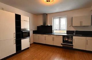 Einfamilienhaus kaufen in 66907 Glan-Münchweiler, Glan-Münchweiler - Geräumiges Einfamilienhaus mit großer Werkstatt oder Garage