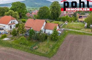 Einfamilienhaus kaufen in 98630 Römhild, Römhild - Solides Einfamilienhaus in herrlicher Ortsrandlage, ideal für eine Familie!