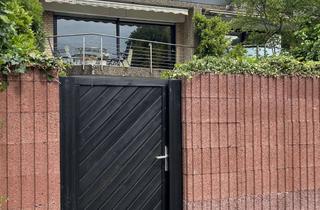 Wohnung kaufen in Mendener Straße 41, 45470 Holthausen, Modernisiertes RMH in exclusiver Lage mit Garten , Balkon und EBK in Mülheim Menden., erbpachtgrund