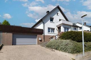 Einfamilienhaus kaufen in 32120 Hiddenhausen, Wohnen mit Aussicht: Charmantes Einfamilienhaus in ruhiger Höhenlage von Hiddenhausen