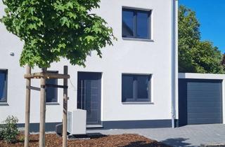 Haus mieten in 52223 Stolberg, Breinig: Attraktive DHH (A+) im Erstbezug mit geh. Ausstattung, 5 Zimmer, 2. Bad, Südlage, Garage