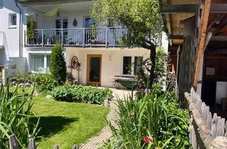 Wohnung kaufen in 87435 Kempten, Kempten (Allgäu) - Charmante 2-Zimmer-Wohnung mit Terrasse, Gartenanteil und Stellpl