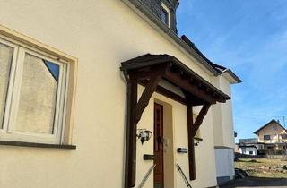 Einfamilienhaus kaufen in 56729 Ettringen, Ettringen - Provisionsfrei! Schönes Haus mit Garten. Zur Benutzung von Tieren