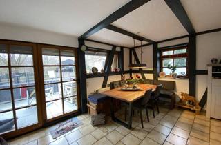 Doppelhaushälfte kaufen in 71155 Altdorf, Altdorf - Fachwerk-Charme mit idyllischem Garten und Bonusflächen