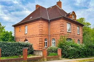 Villa kaufen in Pelzerstr. 20, 23936 Grevesmühlen, Große Ziegelsteinvilla im Stadtzentrum - nur Versteigerung - keine Käuferprovision