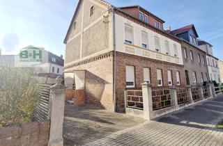 Doppelhaushälfte kaufen in 06800 Jeßnitz, Charmante Doppelhaushälfte mit drei Wohneinheiten, Keller & großem Grundstück – ideal für Familien,