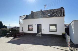 Einfamilienhaus kaufen in 66839 Schmelz, Einfamilienhaus mit schönem Garten – ruhig gelegen mit Stellplatz