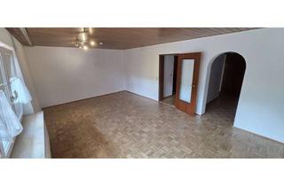 Wohnung mieten in 94469 Deggendorf, Schöne zentrale 2-Zimmer-Hochparterre-Stadtwohnung (Altbau) mit geh. Ausstattung und Balkon