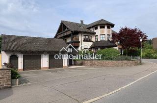 Haus kaufen in 72290 Loßburg, Zweifamilienhaus inmitten des malerischen Ortskern von Loßburg!