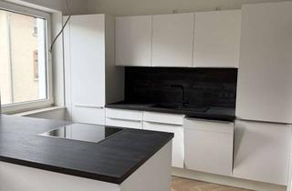 Wohnung mieten in Langenbrückenstraße 29, 36037 Fulda, Erstbezug nach Sanierung – Stilvolle 4-Zimmer-Wohnung mit Balkon