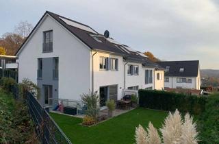 Haus mieten in Hermann-Ehlers-Straße xx, 42109 Wuppertal, Modernes großzügiges Haus mit großem Garten und fünf Zimmern in Wuppertal