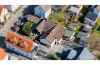 Anlageobjekt in 65428 Rüsselsheim, 2 Wohneinheiten (WEG geteilt) im Bungalowstil zusammenhängend mit großer Wohnfläche