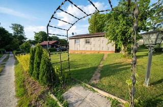 Grundstück zu kaufen in Seemannskirchen, 94437 Mamming, Idyllisches Wochenendhaus mit Potenzial auf 618 m² Freizeitgrundstück in Mamming