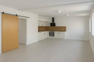 Penthouse mieten in 84149 Velden, Penthouse-Wohnung mit Blick auf den Marktplatz