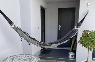 Wohnung kaufen in Quer-Straße, 67251 Freinsheim, Moderne Altstadt 2,5 ZKB, Terrasse, Hof, in 2FH