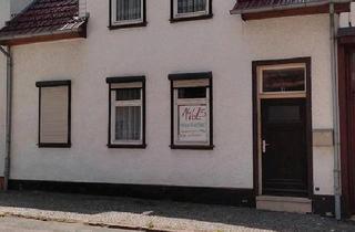 Haus kaufen in 99885 Ohrdruf, Ohrdruf - Charmante kleine Immobilie, Besichtigung 14.6.25