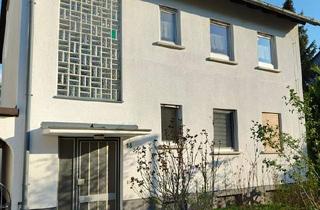 Wohnung kaufen in 90513 Zirndorf, Zirndorf - Provisionsfrei, 2 Zimmer Erdgeschosswohnung mit Gartenanteil