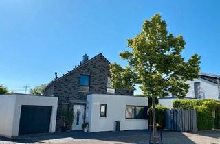 Einfamilienhaus kaufen in 74211 Leingarten, Leingarten - Modernes Einfamilienhaus in Feldrandlage in 74211 Leingarten