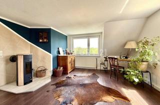 Wohnung kaufen in 01705 Freital, Charmante und einzigartige Maisonettewohnung mit Kamin