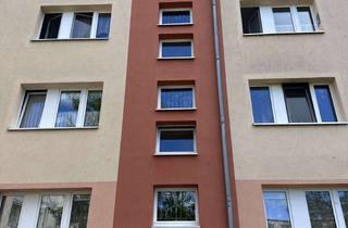 Wohnung kaufen in 04808 Wurzen, Saniert & Bezugsfrei: Helle 3-Zimmer-Wohnung mit Blick ins Grüne