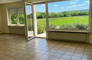 Wohnung mieten in Zum Wissberg 37A, 55595 Roxheim, Großzügige, helle 3-Zimmer-Wohnung in kleiner Wohneinheit, traumhafter Blick in die Natur