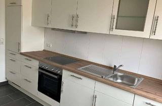 Wohnung mieten in Wurtleutetweute 58, 25541 Brunsbüttel, Großzügige modernisierte 3 Zimmer-Wohnung mit Balkon