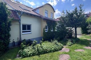 Wohnung mieten in 68723 Oftersheim, Stilvolles Wohnen mit auf zwei Etagen mit Terrasse und anliegendem Garten