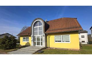 Einfamilienhaus kaufen in 74869 Schwarzach, Einfamilienhaus mit viel Platz und Möglichkeiten.