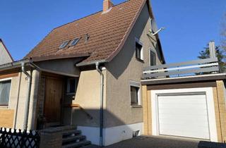 Einfamilienhaus kaufen in Ostlandstraße 15, 31157 Sarstedt, Handwerkertraum: Einfamilienhaus mit Potenzial in ruhiger Spielstraße