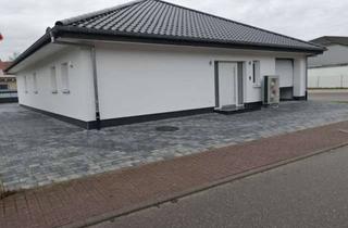 Haus mieten in In Den Kirchwiesen, 74927 Eschelbronn, Exklusives Einfamilienhaus 146 m² Wohnfläche + NF Garten Terrasse Garage