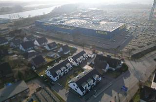Haus mieten in Schäferkamp 1c, 23569 Kücknitz, Zu vermieten: Neubau Reihenhaus im KfW-40-EE-Standard direkt gegenüber dem LUV Shoppingcenter.
