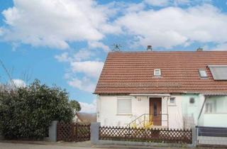 Anlageobjekt in 71691 Freiberg, Greifen Sie zu! Sanierungsbedürftige Doppelhaushälfte mit Garten, Terrasse und einer Garage