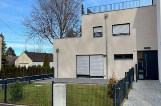 Wohnung kaufen in Täfertinger Weg 12, 86156 Bärenkeller, Tolle generalsanierte Wohnung mit Gartenanteil und Dachterrasse