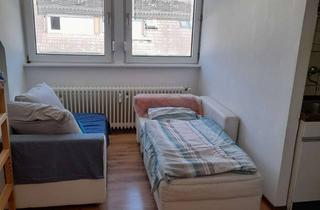 Wohnung mieten in 65451 Kelsterbach, 1 Zi App. mit Mini Küche- Etagendusche- nur an 1 Person- 1 Pendler ! --