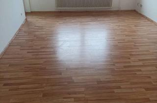 Wohnung mieten in Arnold-Ebel-Straße 12, 25746 Heide, Charmante 2,5-Zimmer-Wohnung in Heide – 72m² im 3. OG mit viel Licht und Raum!
